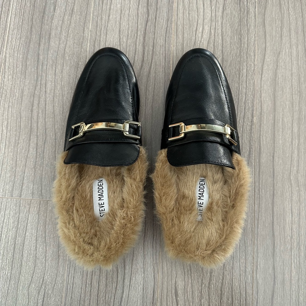 STEVE MADDEN Khloe Black Leather Loafer